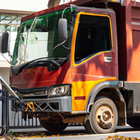प्रकाश रियर लोडर कचरा ट्रक कचरा लिफ्ट कचरा ट्रक ट्रक कचरा बिक्री के लिए नगर स्वच्छता ट्रक एकत्र करें चीन सस्ते HOWO छोटे आकार