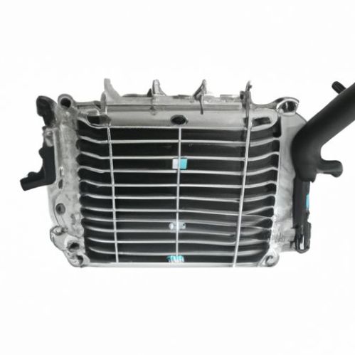 散热器适用于奔驰W246 W176新款散热器A200 GLA220 COUCLAINE A2465001303 2465001303发动机冷却液